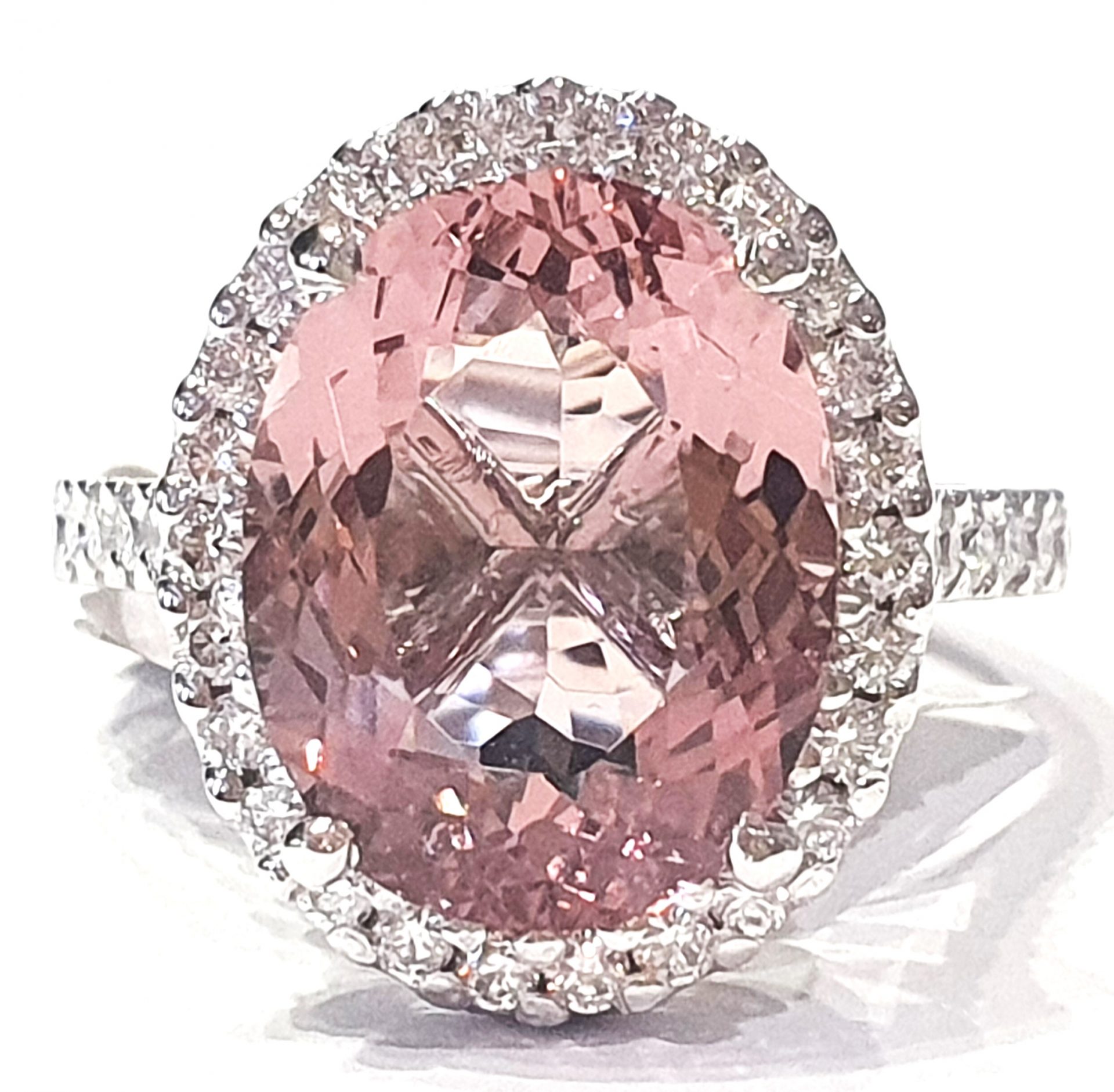 5ct pink Morganite diamond halo ring - Holloway Diamonds