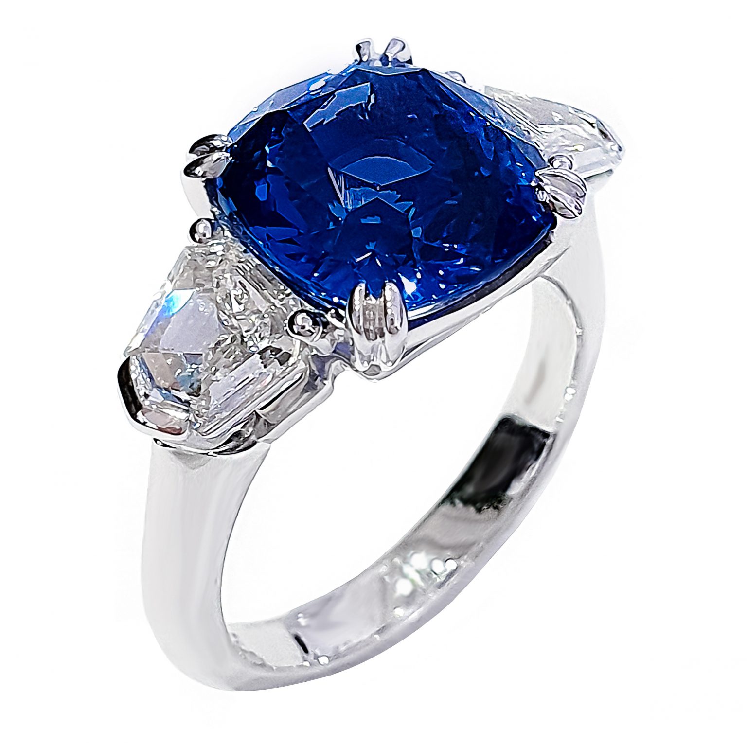 7ct cushion sapphire & diamonds ring