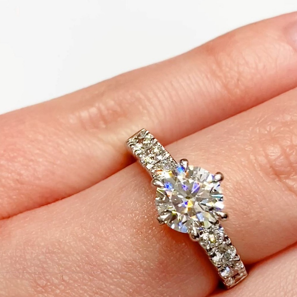 solitaire engagement ring