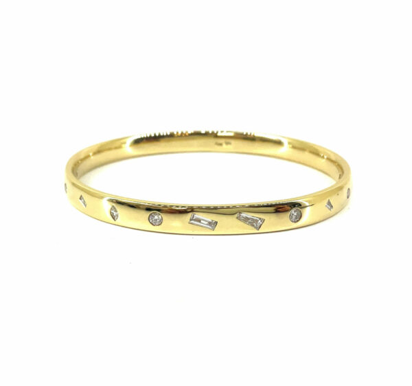 Gold bangle with fancy cut diamonds