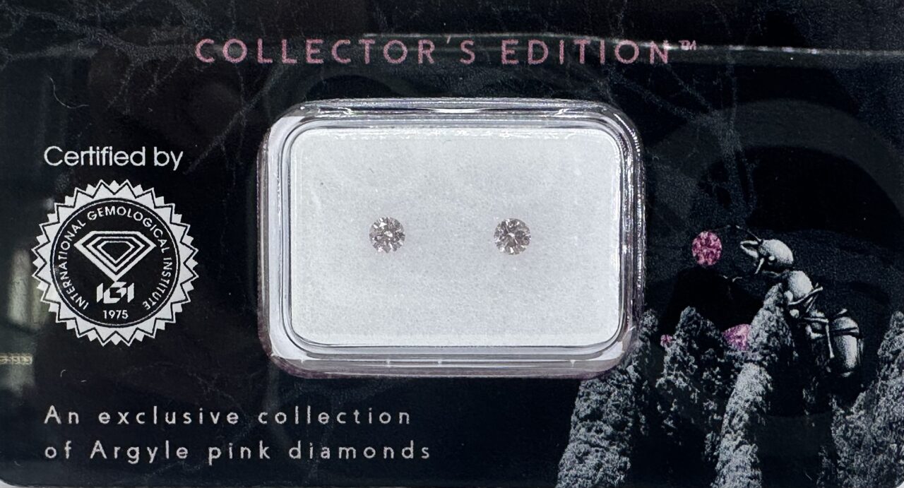 2 = 0.14ct Fancy Natural Pink Diamonds