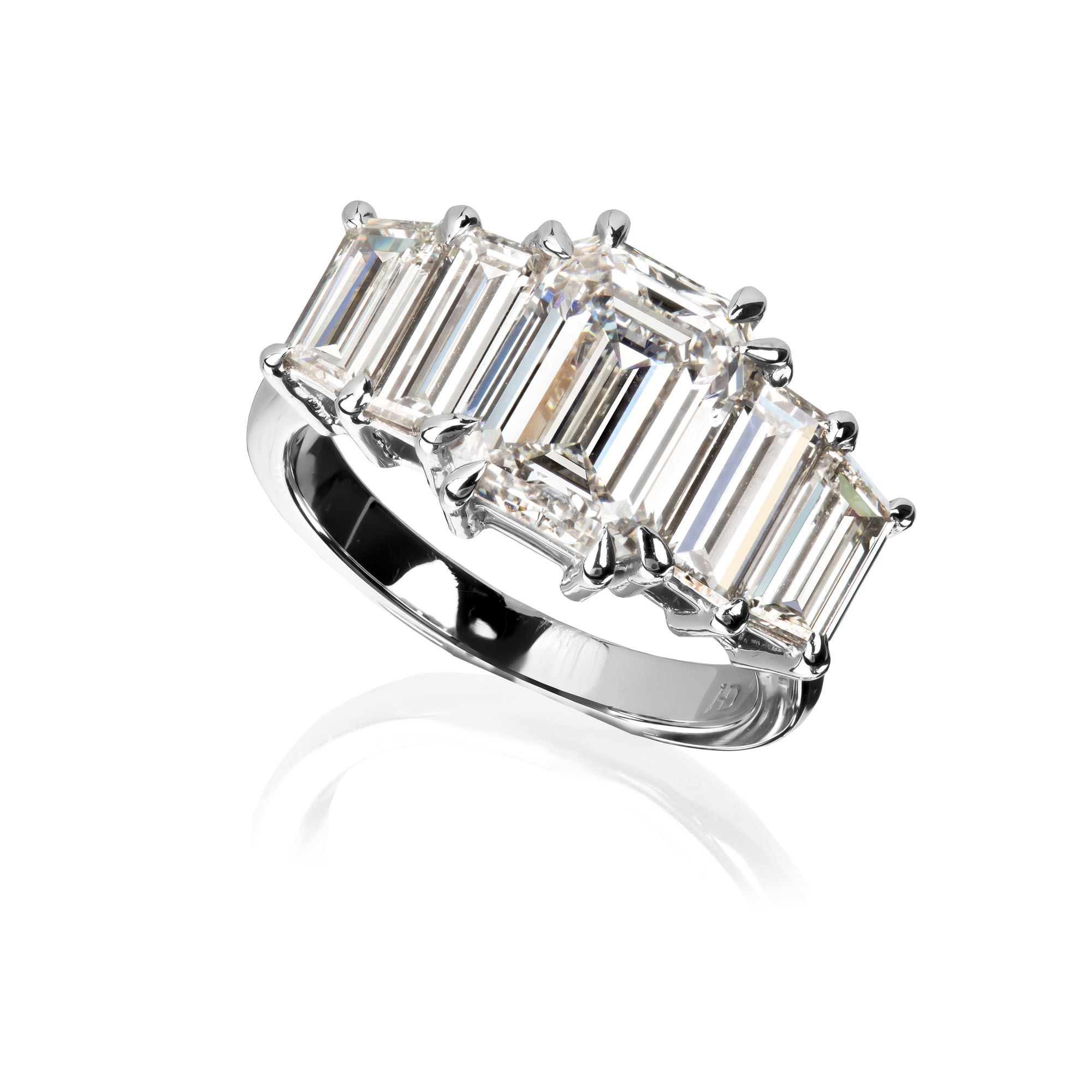 Emerald cut engagement ring