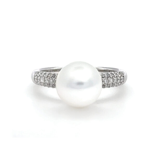 Pearl ring