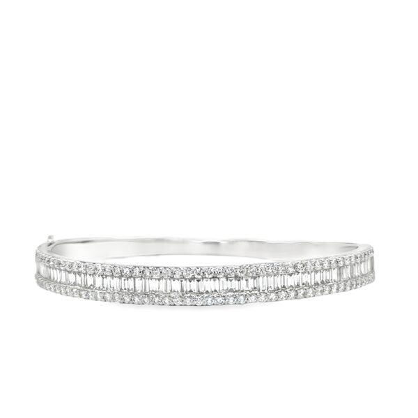 Baguette & Round Brilliant Diamond Bangle