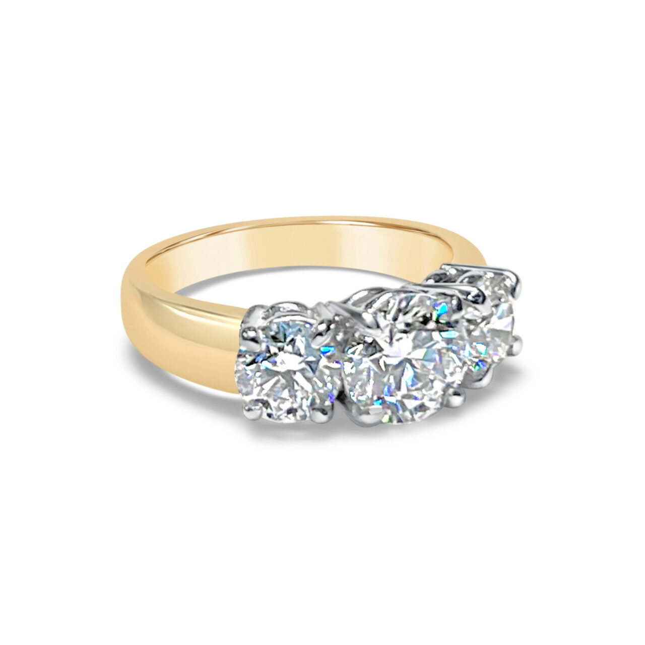 Round Brilliant Cut Trilogy Diamond Ring - Image 2